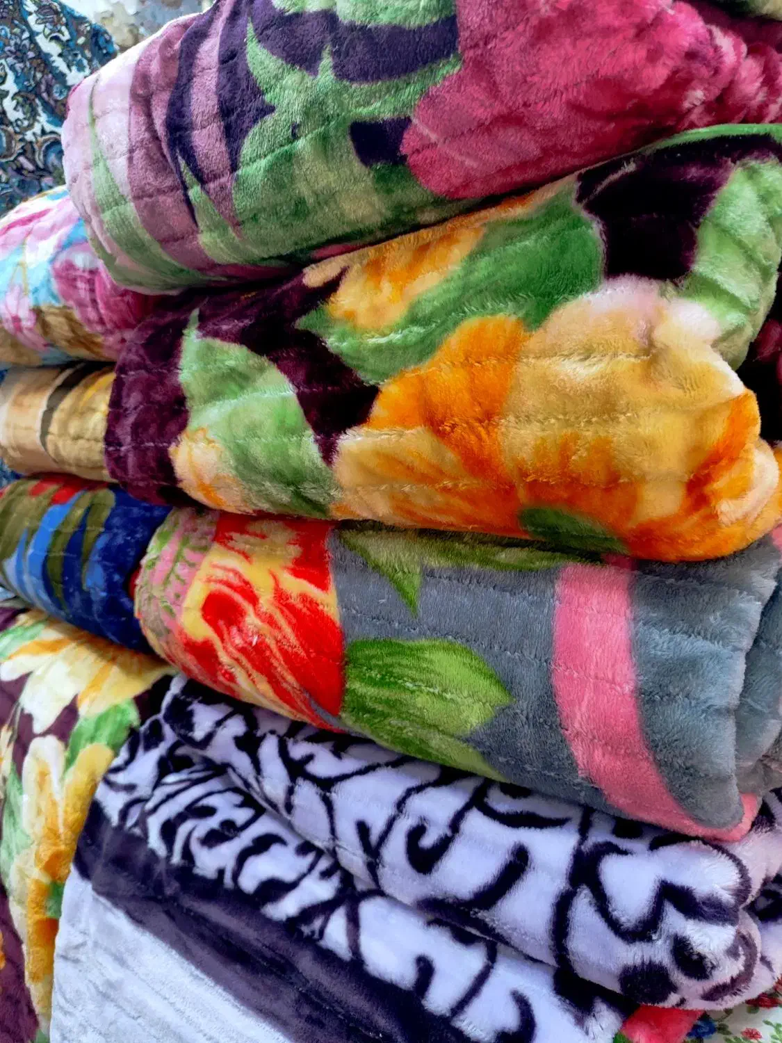 پتوی دو نفره نسیم|رختخواب، بالش، پتو|اهواز, نادری|دیوار