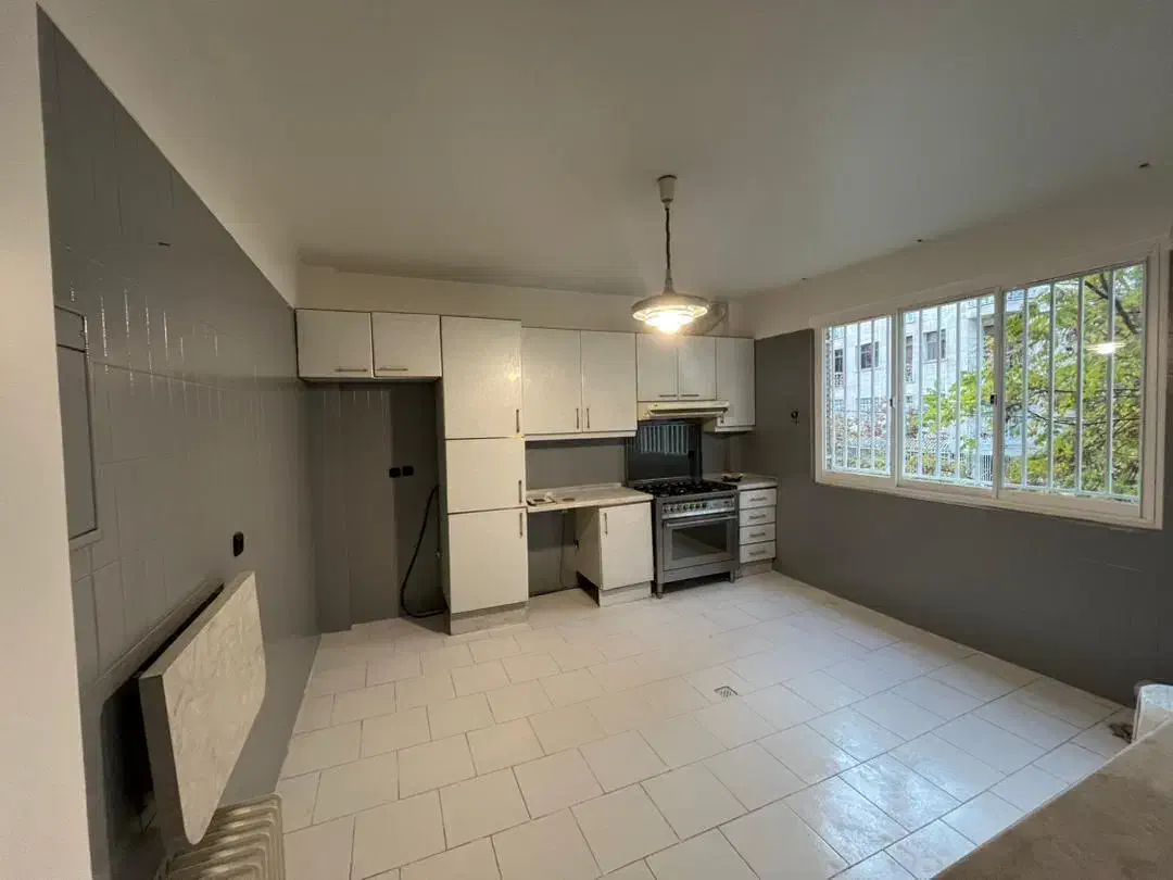 زعفرانیه ۱۹۰ متر سه خواب