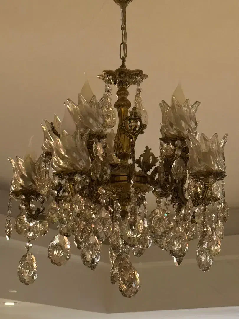 لوستر|لوستر و چراغ آویز|فردیس, منظریه|دیوار