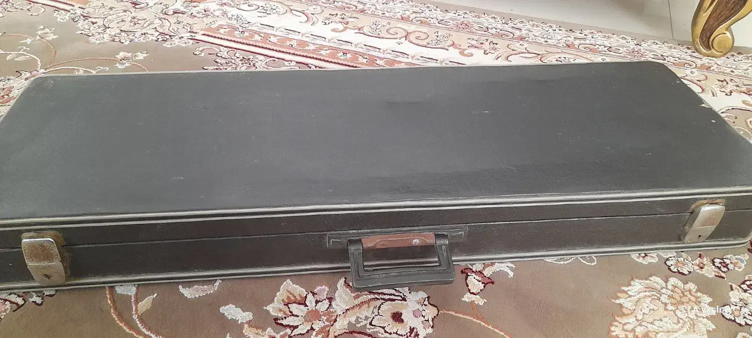 سنتور|سازهای سنتی|رشت, سیا اسطلخ|دیوار