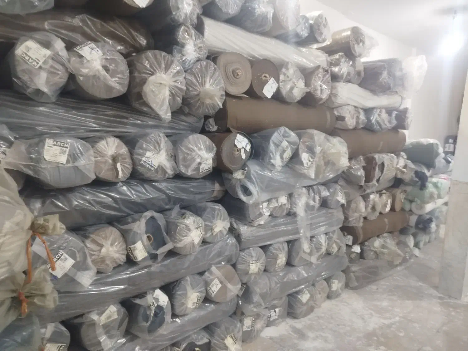 خریدار پارچه های مانتوی نساجی تریکو مبلی پردی|عمده‌فروشی|تهران, بازار|دیوار