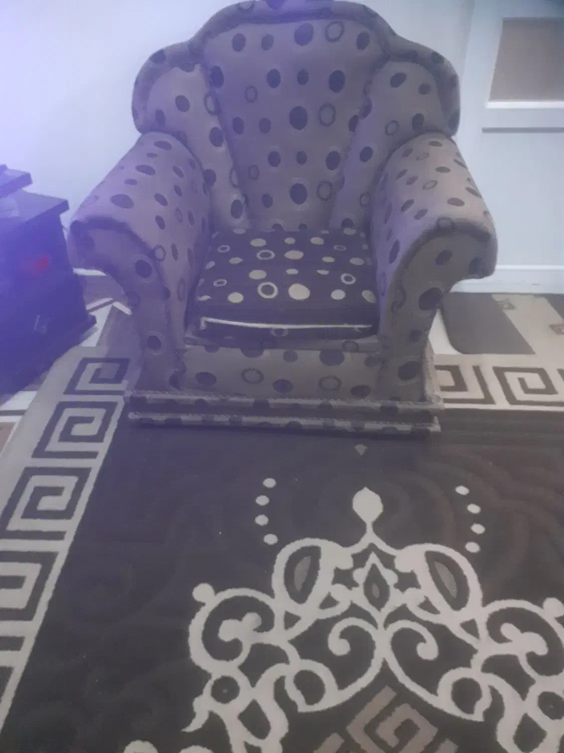 مبل ۷نفره|مبلمان خانگی و میز عسلی|رشت, آب آسیاب|دیوار