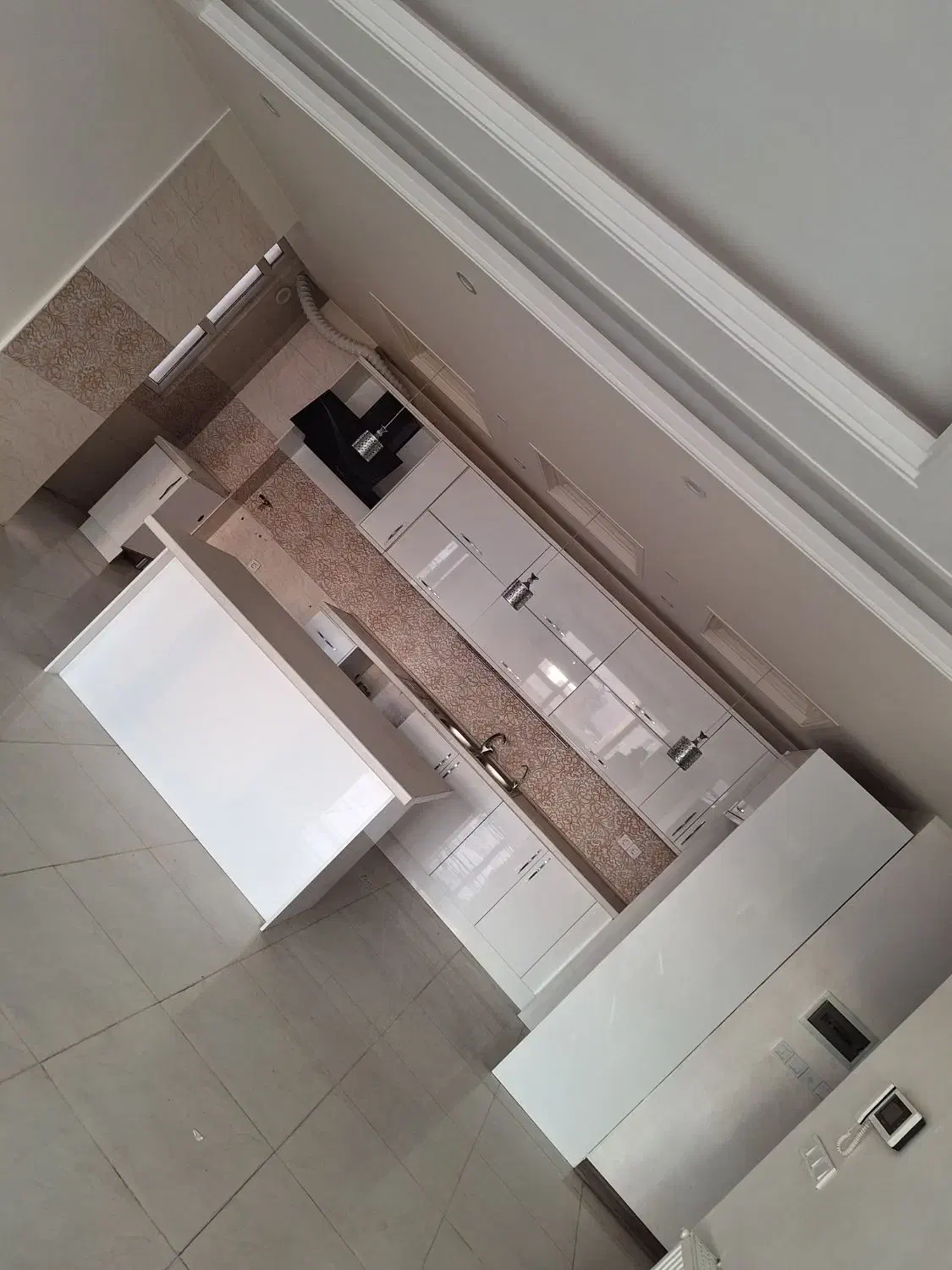 اجاره آپارتمان فلاح منطقه۱۷ متراژ ۱۰۵متر