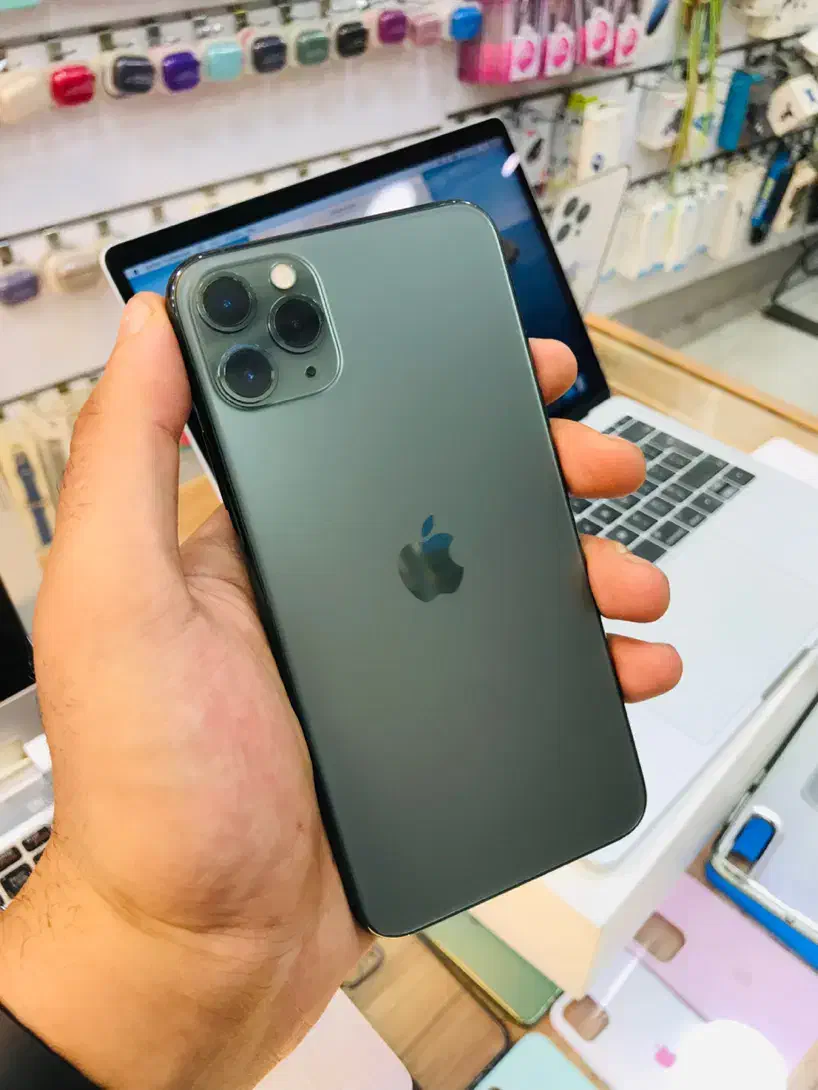 iPhone 11Pro Max ZA/A دو سیمکارت تمیز|موبایل|رشت, لاکانی|دیوار