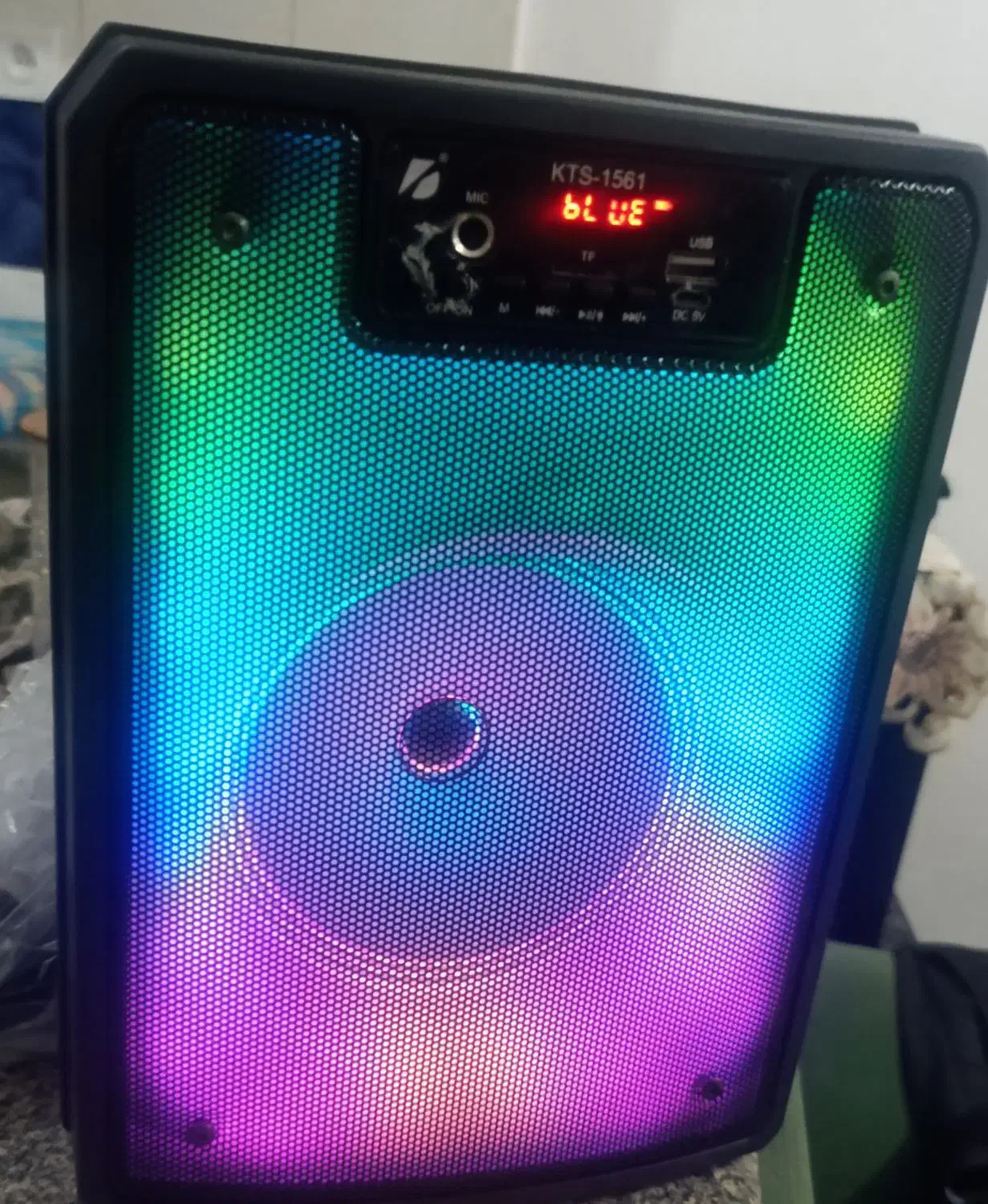 اسپیکردرحدرنو با شارژرومیکروفون که هنوز دست نخورده|سیستم صوتی خانگی|ساری, |دیوار