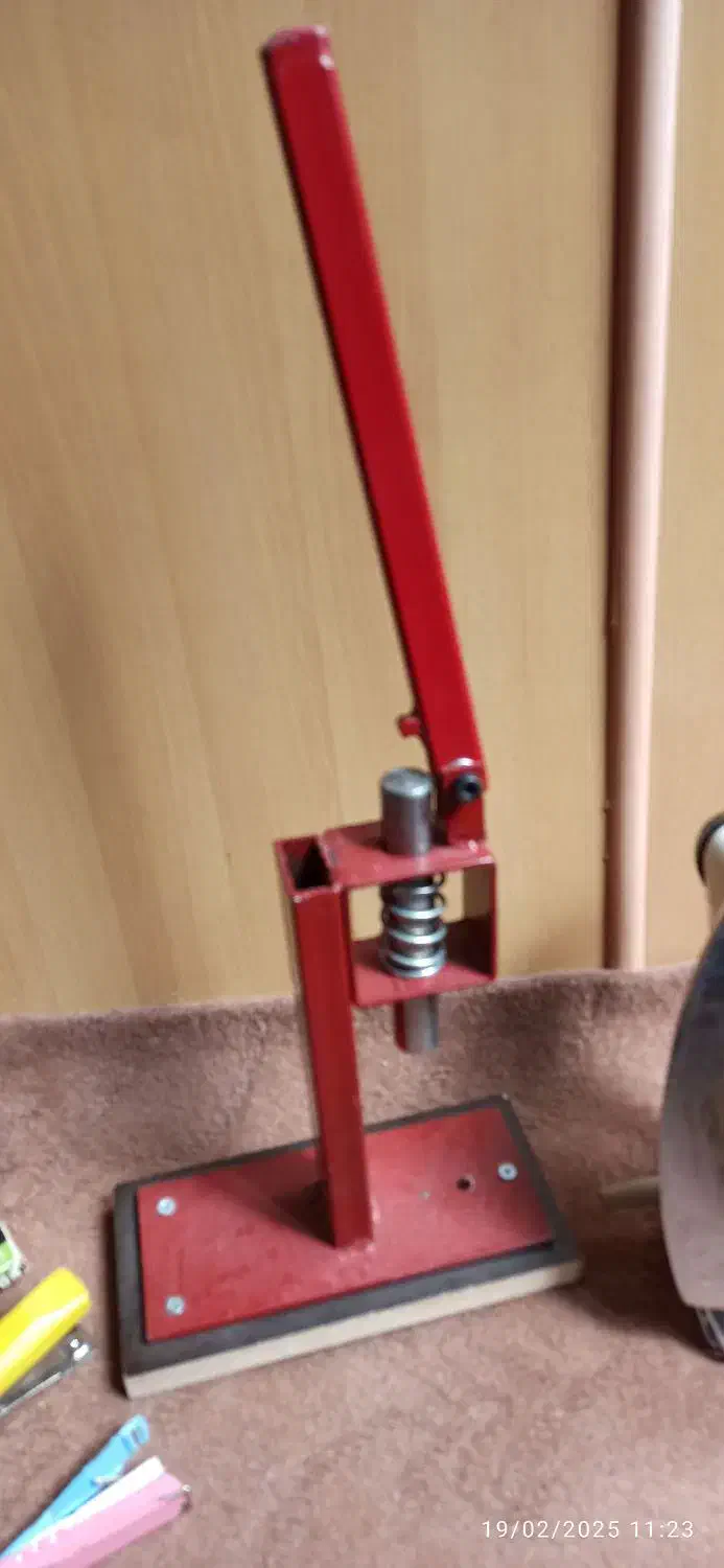 دستگیره .پرچ کن .اتو .منگنه.دار قالی|حراج|شیراز, رکنآباد|دیوار