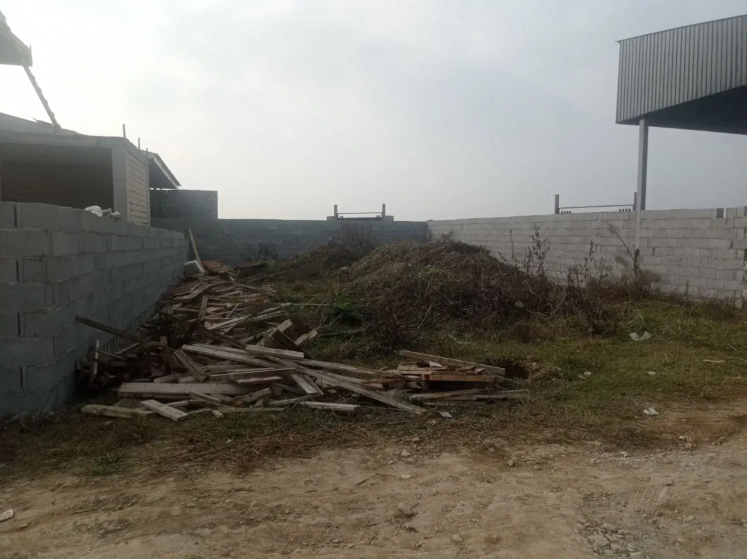 فروش پلاک 200متری شهرکی با پروانه ساخت|فروش زمین و ملک کلنگی|صومعه‌سرا, |دیوار