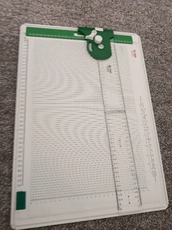 تخته رسم|لوازم التحریر|قرچک, پارک جنگلی|دیوار