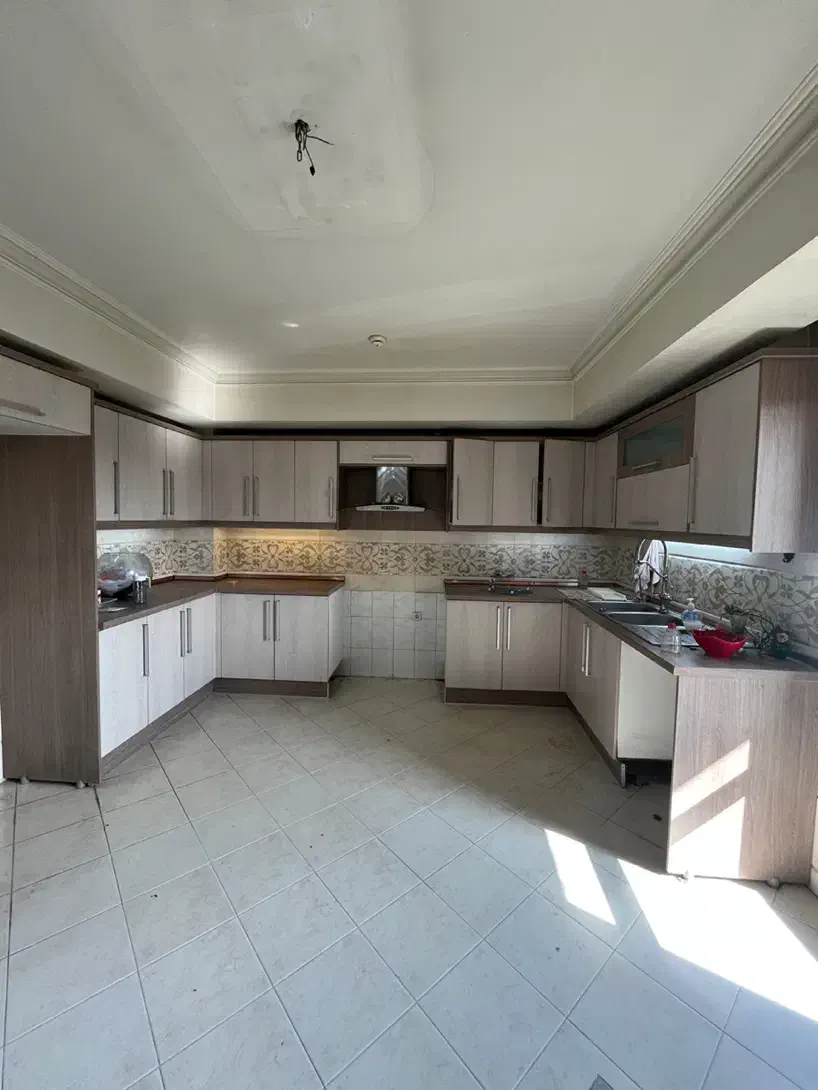 ۱۸۵ متر ۳ خواب / ویو عالی / ۳ جهت نور|اجارهٔ آپارتمان|تهران, قیطریه|دیوار