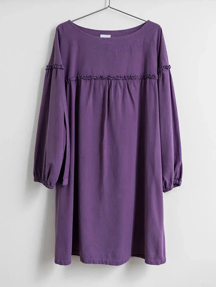 مانتو|لباس|لوشان, |دیوار