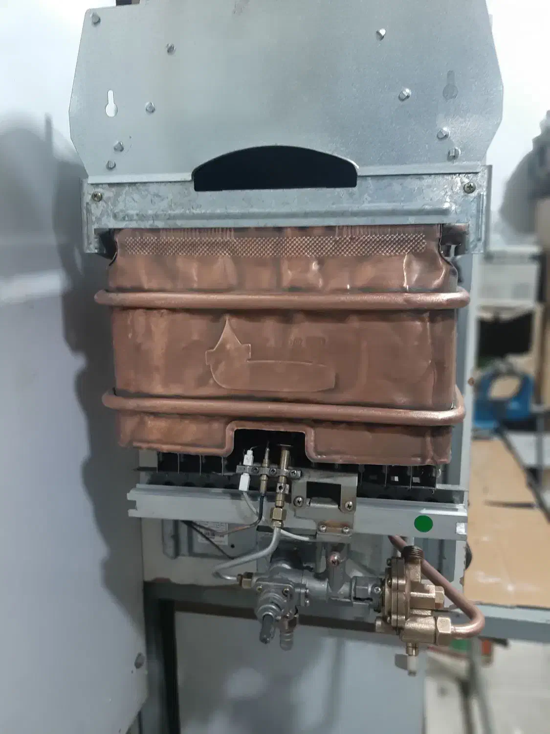 آبگرمکن بوتان ۳۱۱۵|آبگرمکن، پکیج، شوفاژ|بجنورد, |دیوار