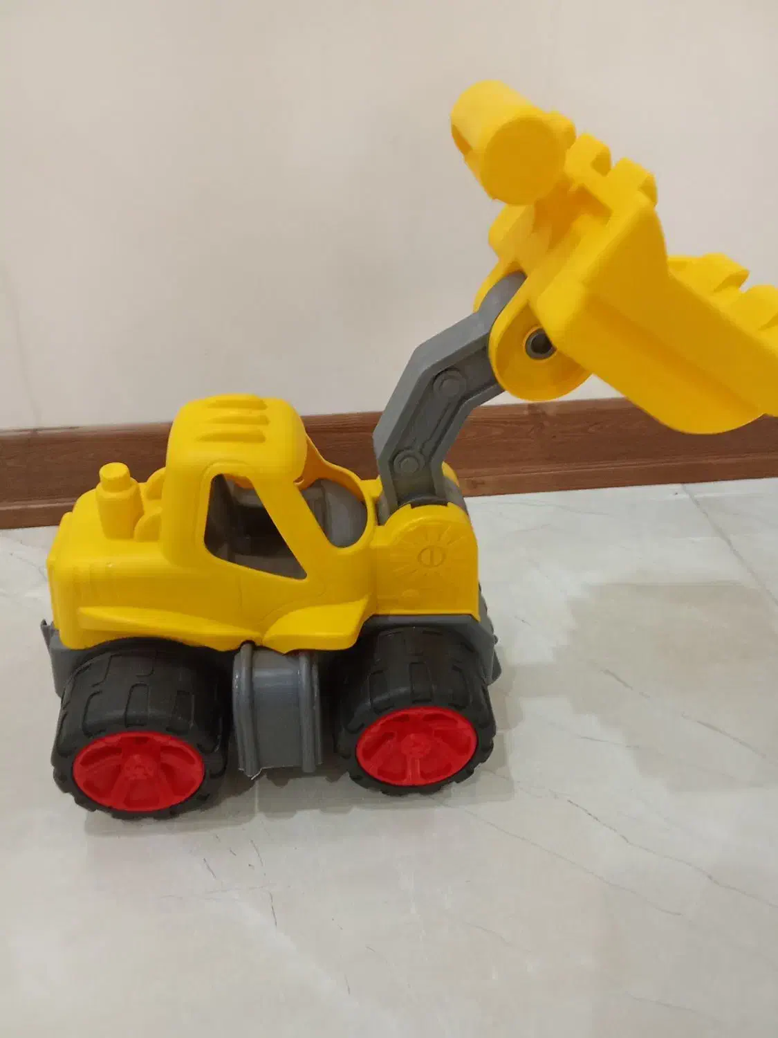 لودر جنس بسیار خوب|اسباببازی|ساوه, |دیوار