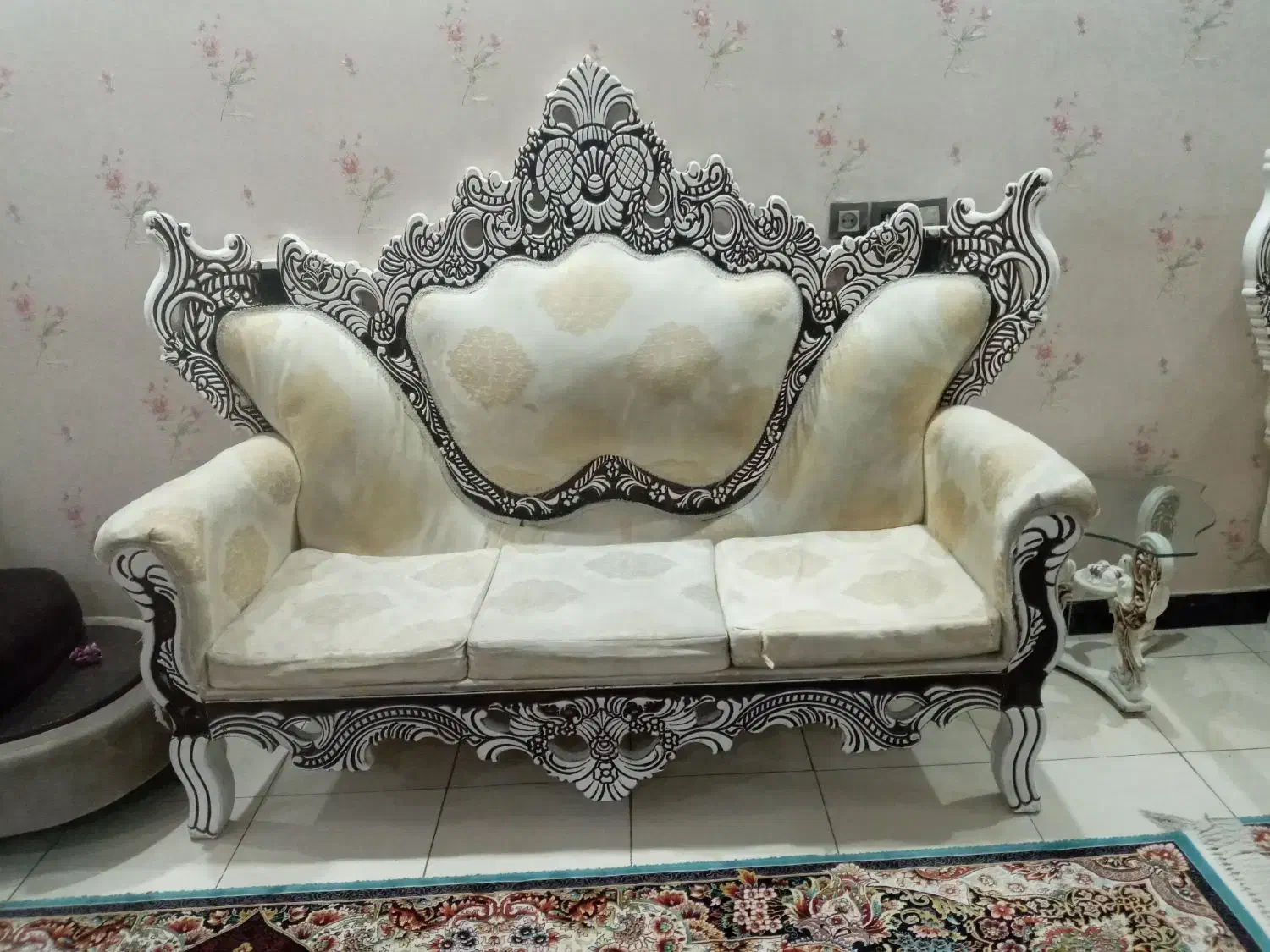 مبل و میز سلطنتی بسیار ارزان فروش فوری|مبلمان خانگی و میز عسلی|فردیس, شهرک ۱۱۰|دیوار