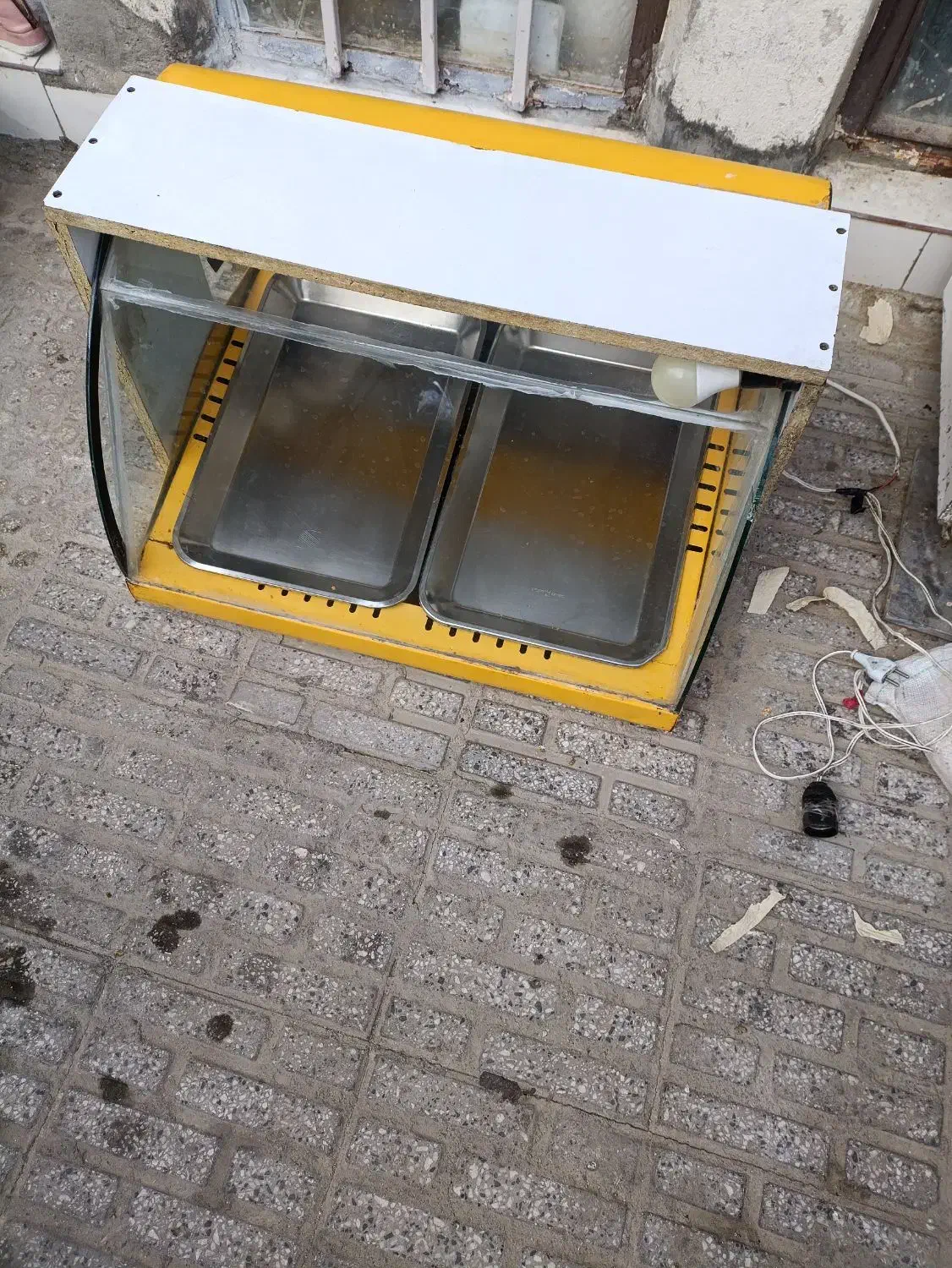 ویترین سالم ۲۵۰۰تومان|فروشگاه و مغازه|بروجرد, |دیوار