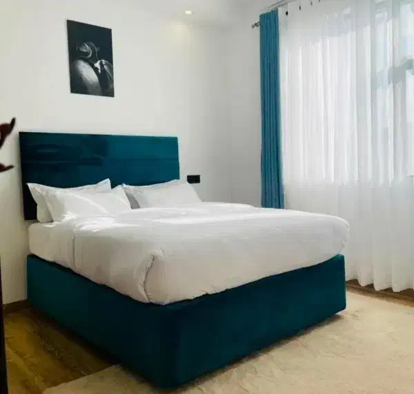 اجاره دوخوابه مبله مرکز شهر نوساز|اجارهٔ کوتاه‌مدت آپارتمان و سوئیت|تهران, فلسطین (میدان انقلاب)|دیوار