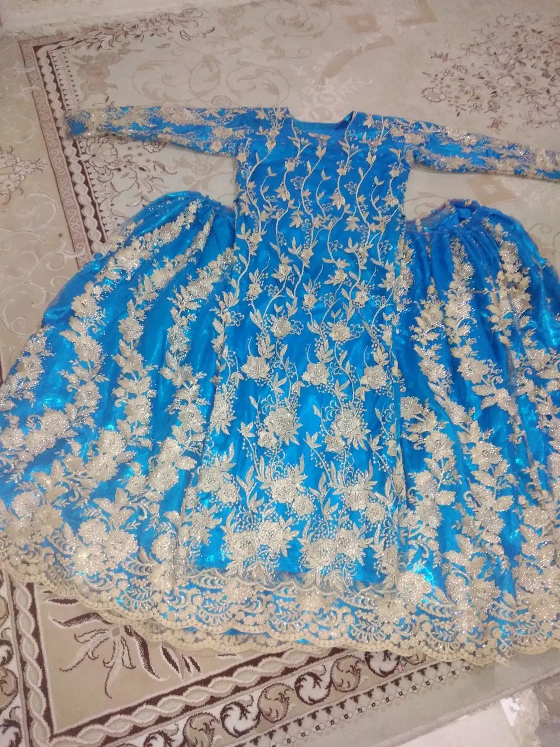 لباس محلی|لباس|شیراز, شاپورجان|دیوار