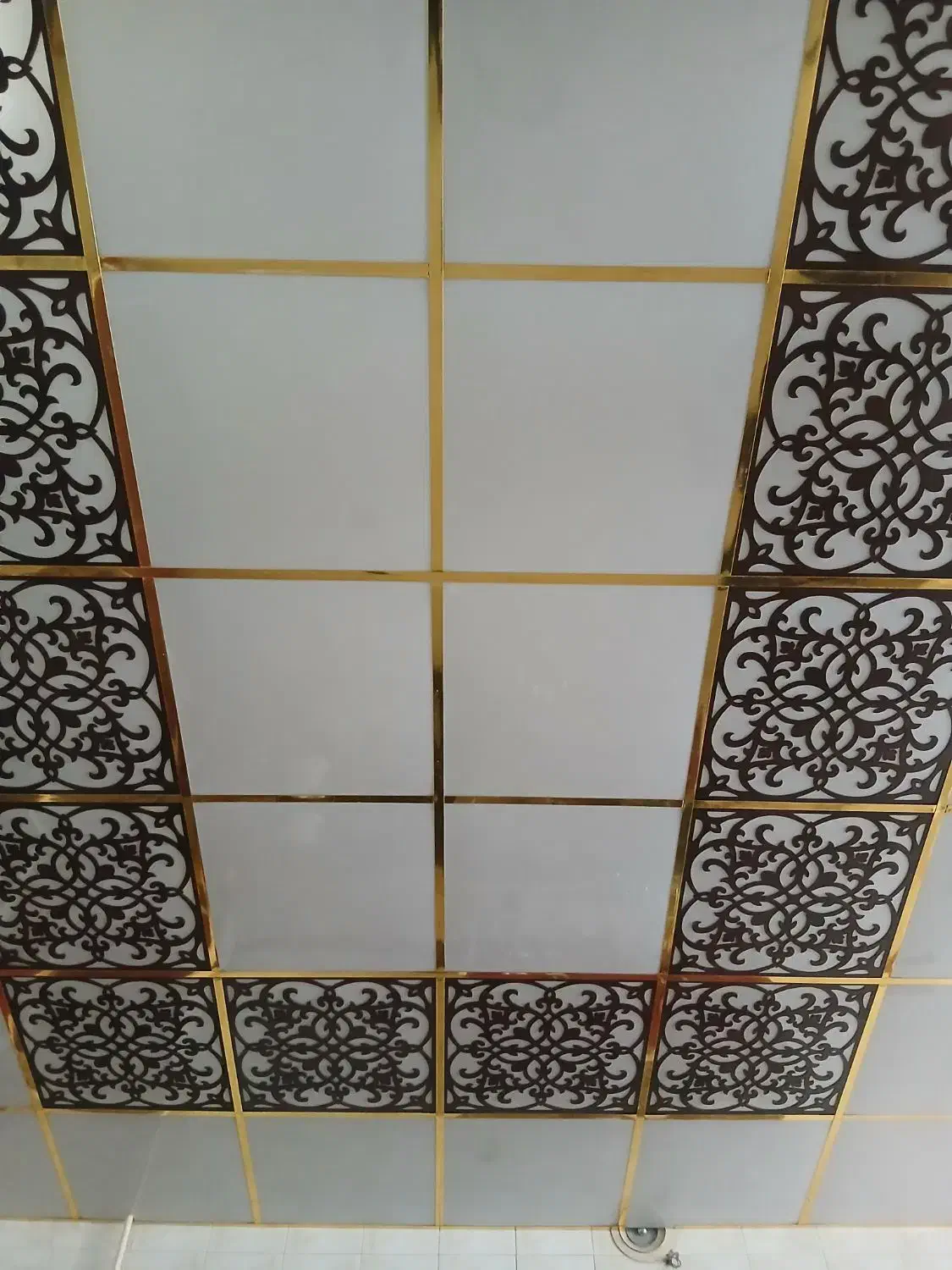 نصاب سقف کاذب|خدمات پیشه و مهارت|زنجان, |دیوار