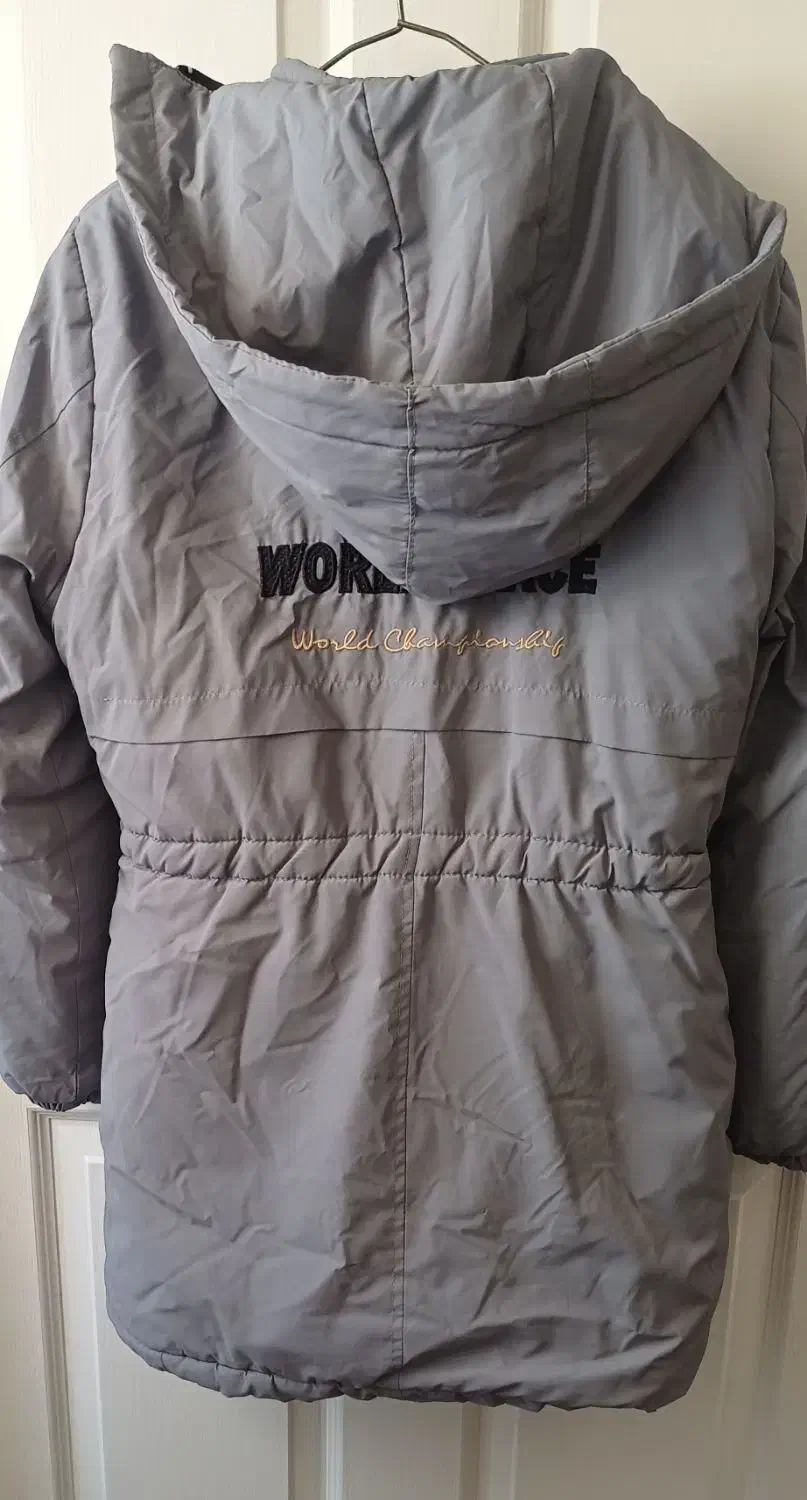 کاپشن|لباس|قم, نیروگاه|دیوار