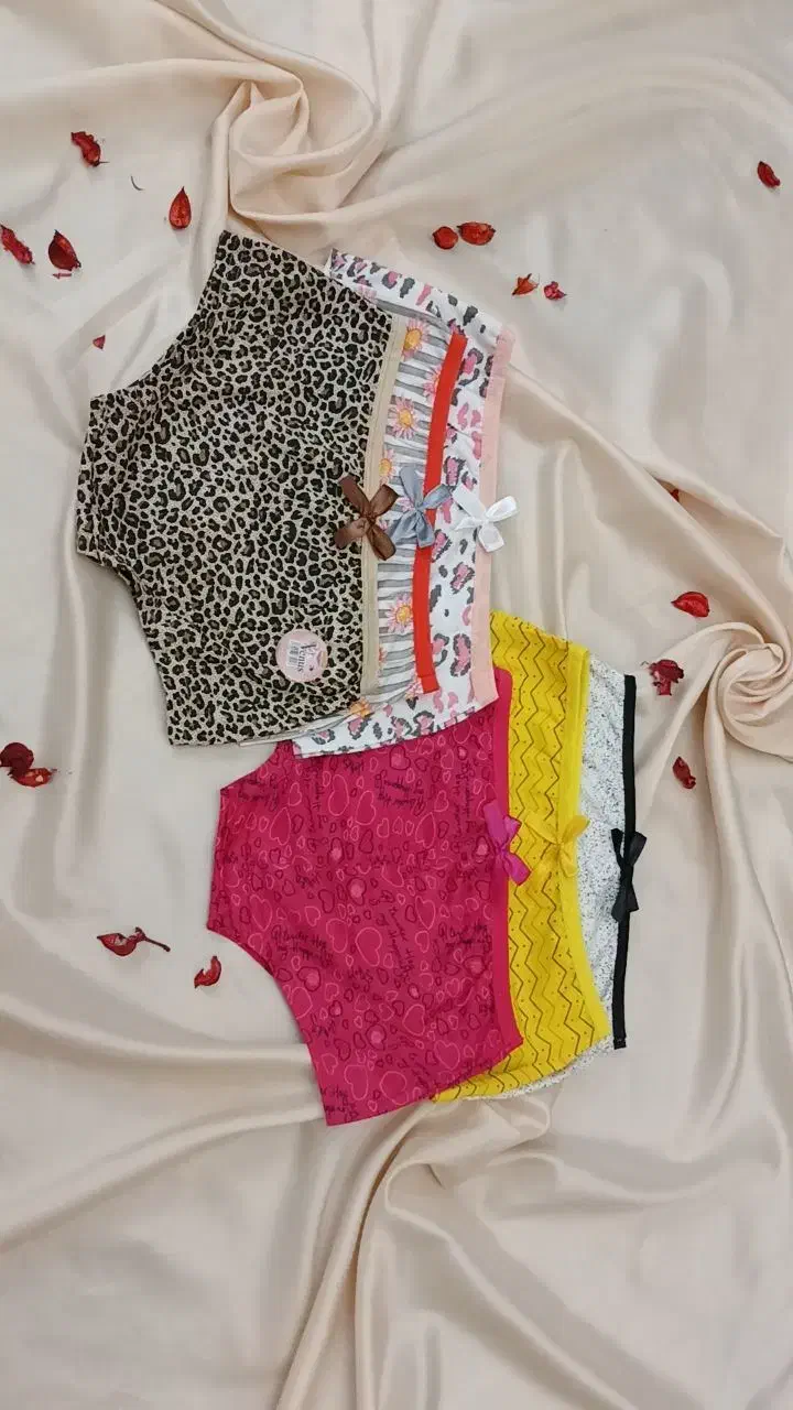 لباس زیر زنانه|لباس|بهار, |دیوار