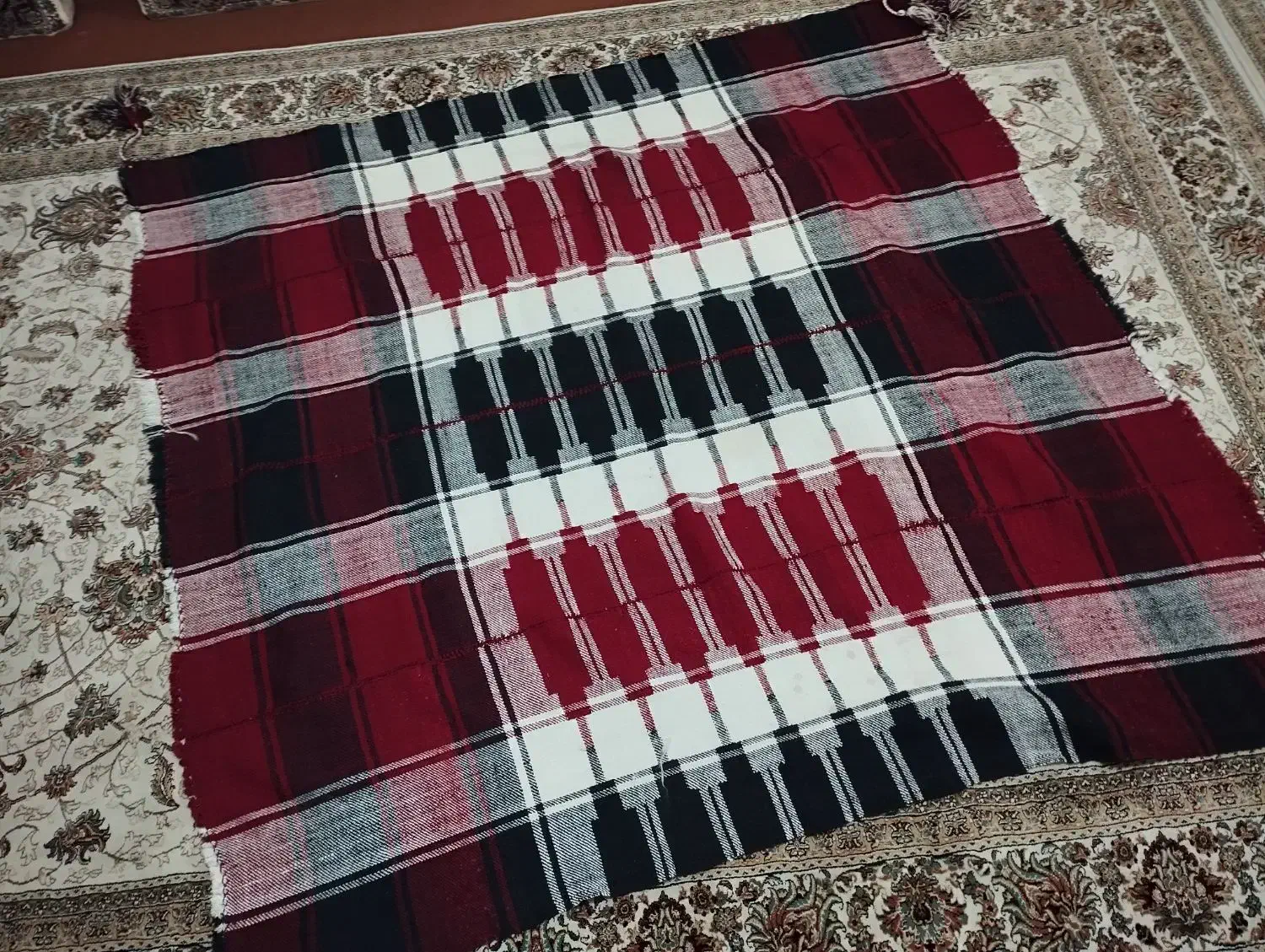 موج|گلیم، جاجیم، گبه|ساوه, |دیوار