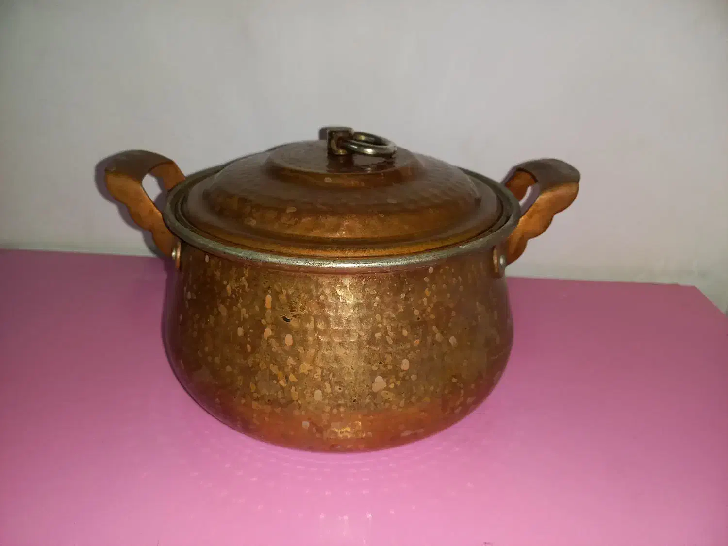 ظروف مسی|ظروف پخت‌وپز|قم, چهار مردان|دیوار