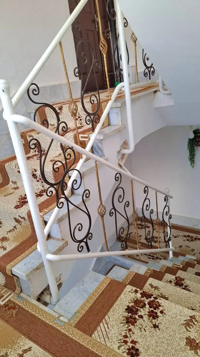 گلیم راه پله|گلیم، جاجیم، گبه|کاشمر, |دیوار