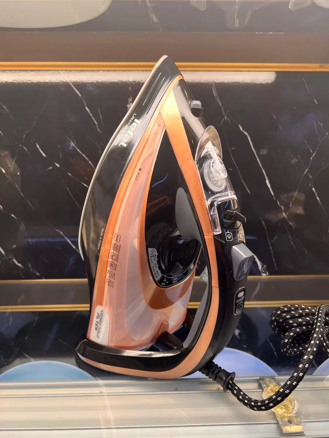 اتو تفال ۹۸۴۵|اتو و لوازم اتو|کرج, برغان|دیوار