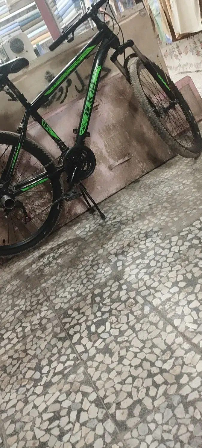 554015|دوچرخه، اسکیت، اسکوتر|زهک, |دیوار