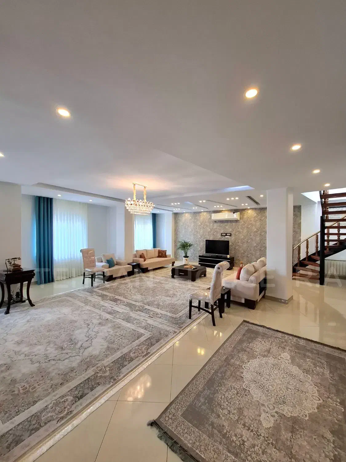 دوبلکس ۲۳۵ متری با ۳۵ متر تراس فردوسی حاتمیان|فروش آپارتمان|تنکابن, |دیوار