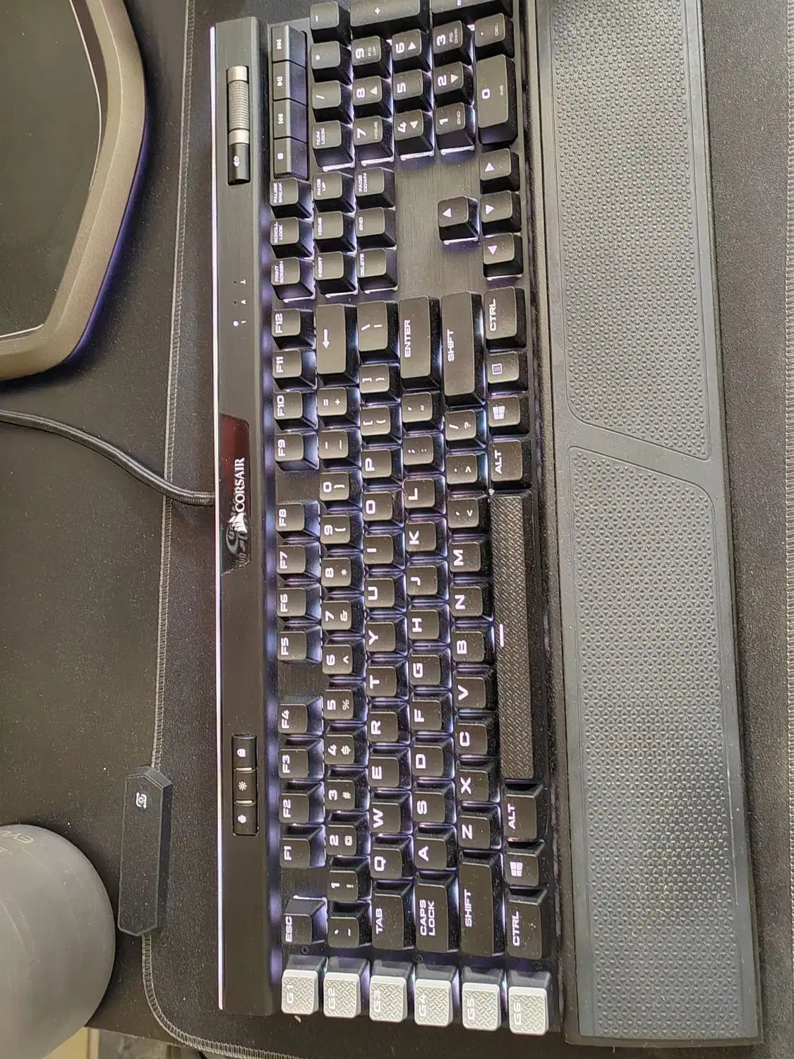 کیبورد k95 corsair|قطعات و لوازم جانبی رایانه|کرج, بنیاد|دیوار