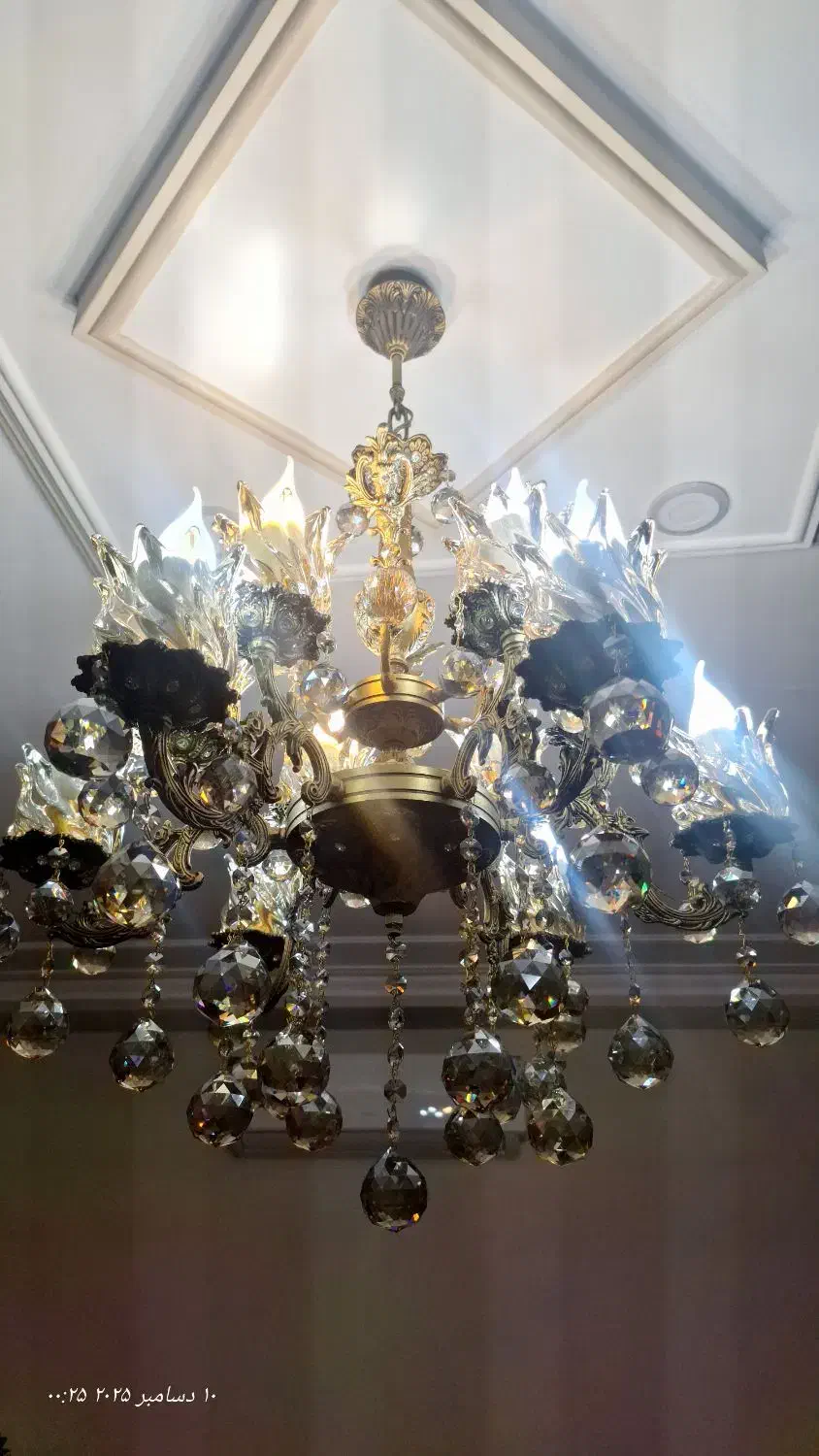 لوستر برنجی ۶شاخه ۱۲شعله|لوستر و چراغ آویز|پاکدشت, پاکدشت (مامازند)|دیوار