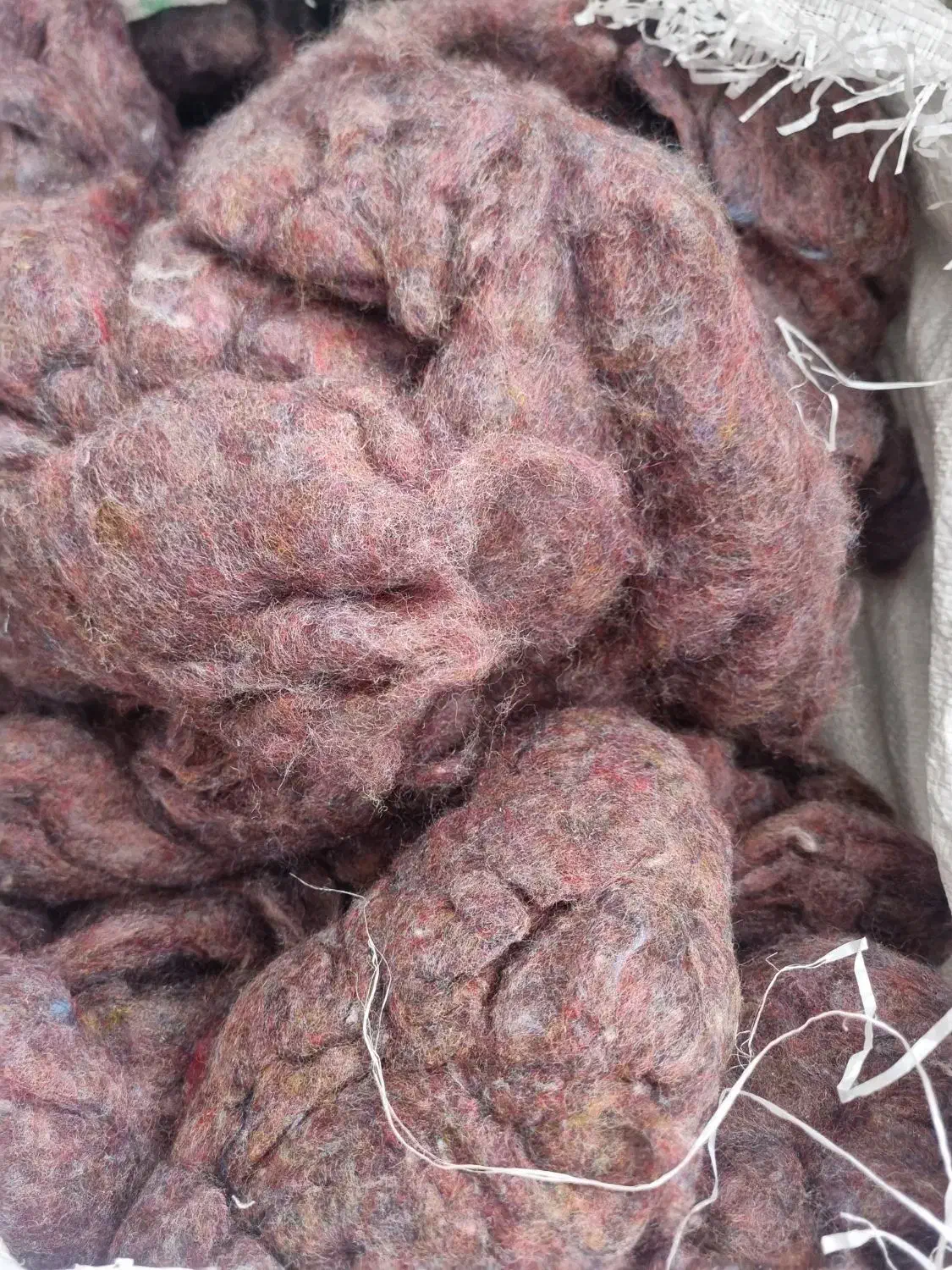 فروش مقداری پرز بالشت و تشک|رختخواب، بالش، پتو|گناباد, |دیوار