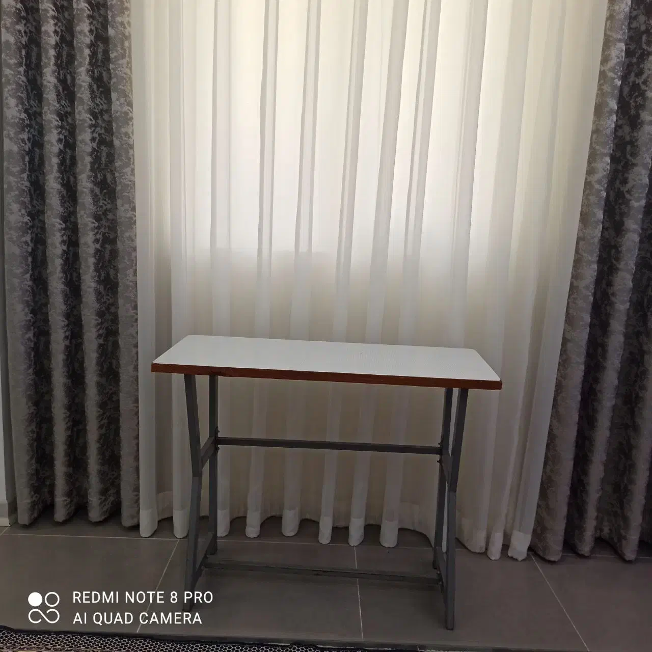 میز چرخ خیاطی|لوازم خیاطی و بافتنی|ساری, |دیوار