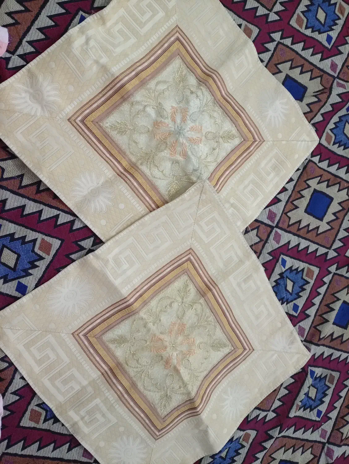 روفرشی مخمل دورکش سالم|روفرشی|لواسان, |دیوار