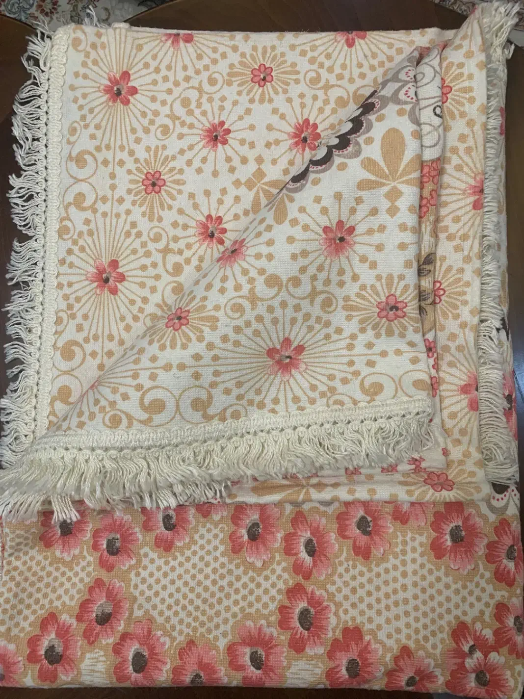 پتوی مسافرتی و روتختی دونفره (همه نو نو نو )|رختخواب، بالش، پتو|شیراز, فضل‌آباد|دیوار