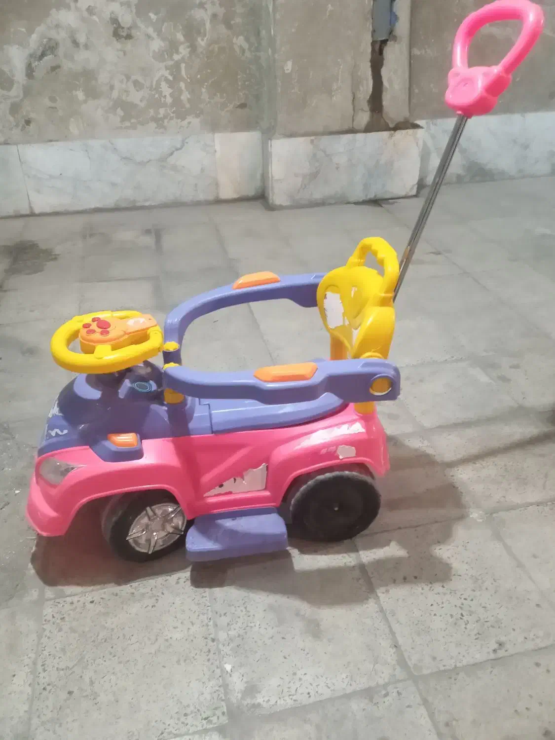 ماشین دخترونه کارکرده سالم|اسباب‌‌بازی|اسلام‌شهر, شهرک سالور|دیوار