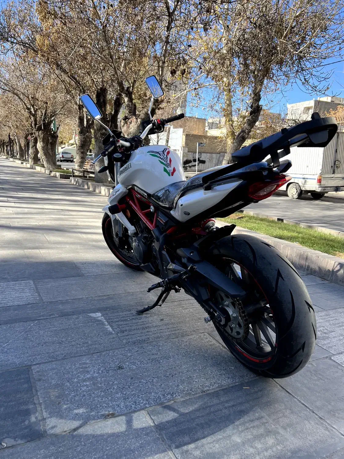 بنلی 300|موتورسیکلت|ملایر, |دیوار