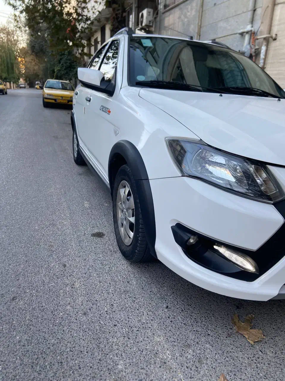 کوییک1402sبی رنگ شاسی پلمپ کم کار|خودرو سواری و وانت|گرگان, |دیوار