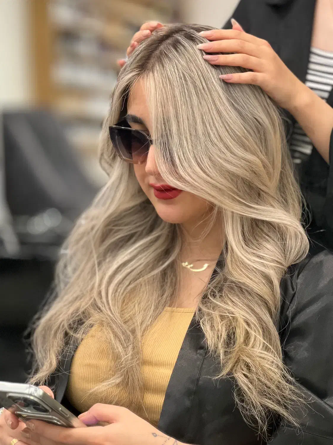 مدل رنگ و لایت و تخفیف ویژه یلدایی|خدمات آرایشگری و زیبایی|تهران, دزاشیب|دیوار