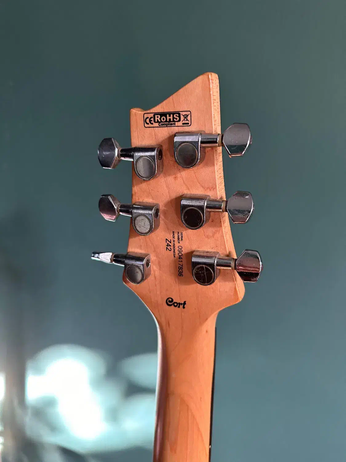 گیتار الکتریک یا همون لید|گیتار، بیس، امپلیفایر|لاهیجان, کوی زمانی|دیوار