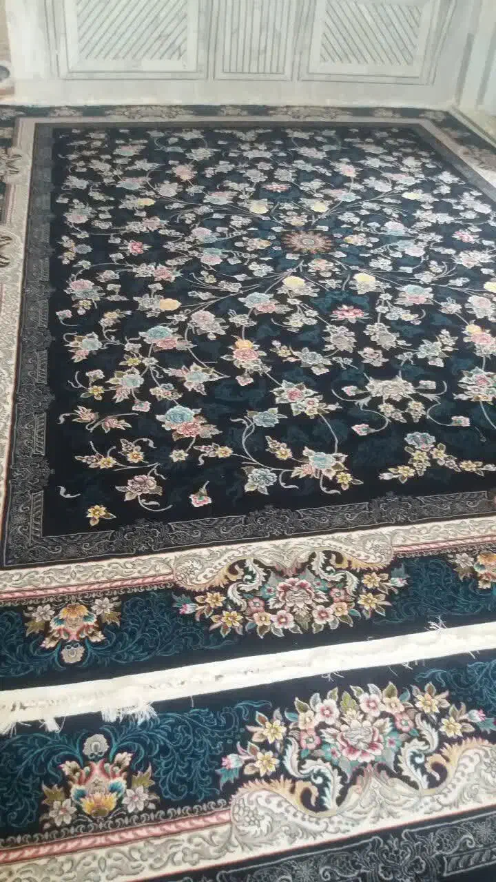 دوتا فرش ۱۲ متری ویه ۹ متری در حدنو به فروش میرسد|فرش|خمینی‌شهر, |دیوار