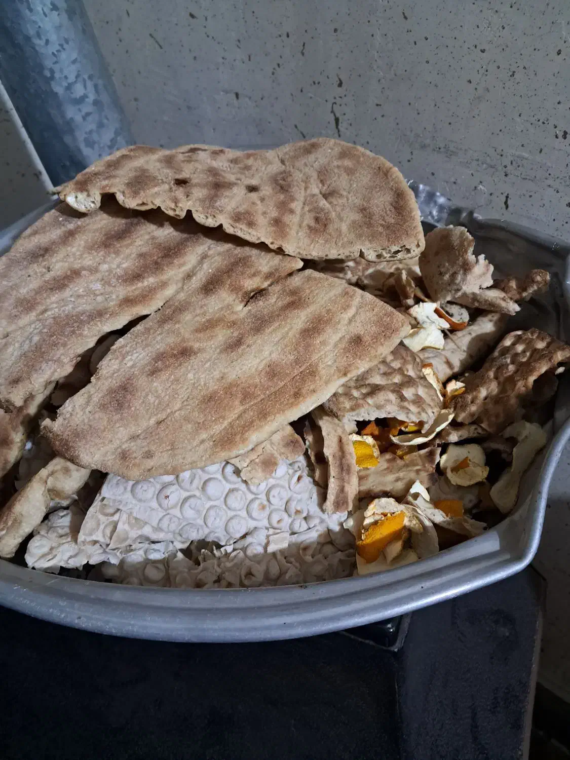 نان برای مرغ و اردک|خوردنی و آشامیدنی|کیاشهر, |دیوار