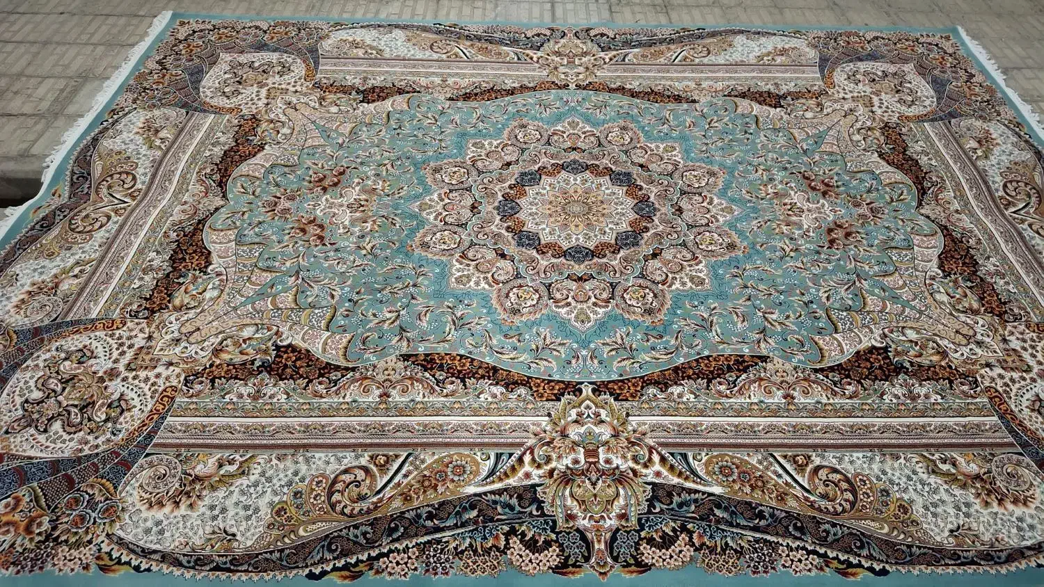 ۲تخته فرش ۱۲متری ۷۰۰شانه تراکم ۲۵۵۰ ده رنگ|فرش|نظرآباد, رسالت|دیوار