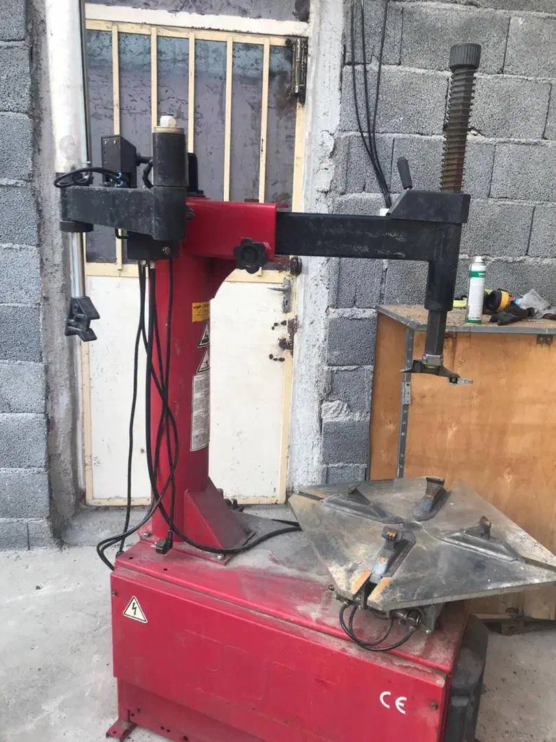 دستگاه بالانس و لاستیک درار|ابزارآلات|لار, |دیوار