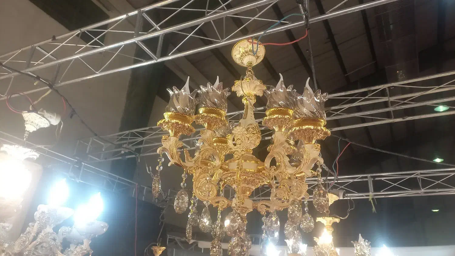 لوستر|لوستر و چراغ آویز|برخوار, |دیوار