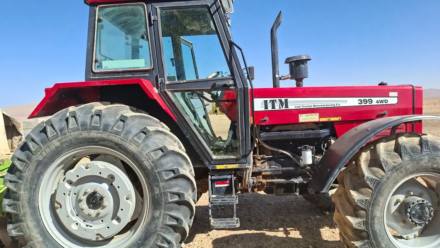 فروش یک دستگاه تراکتور جفت کم کار تمیز درحد|خودرو سنگین|خرم بید, |دیوار