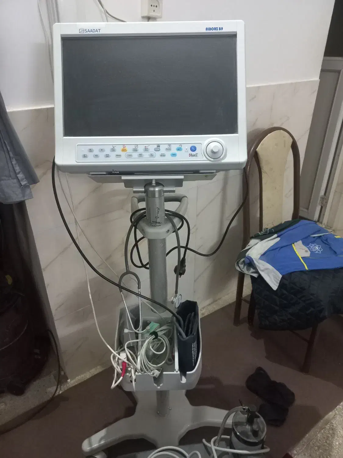 دستگاه ونتیلاتور واکسیژن ساز بیمارستانی|آرایشی، بهداشتی، درمانی|کاشان, سلطان امیر احمد|دیوار