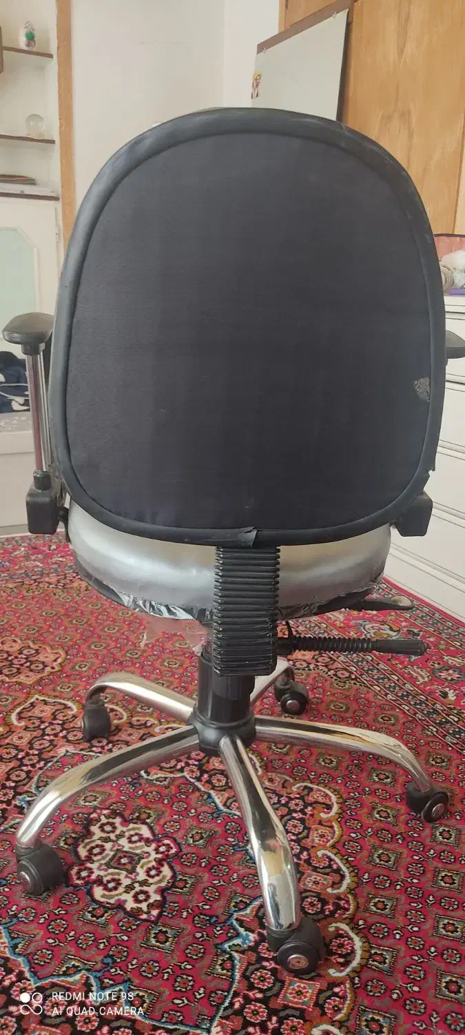 صندلی چرخ دار|صندلی و نیمکت|سنندج, |دیوار