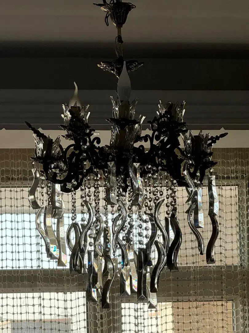 لوستر|لوستر و چراغ آویز|فردیس, منظریه|دیوار