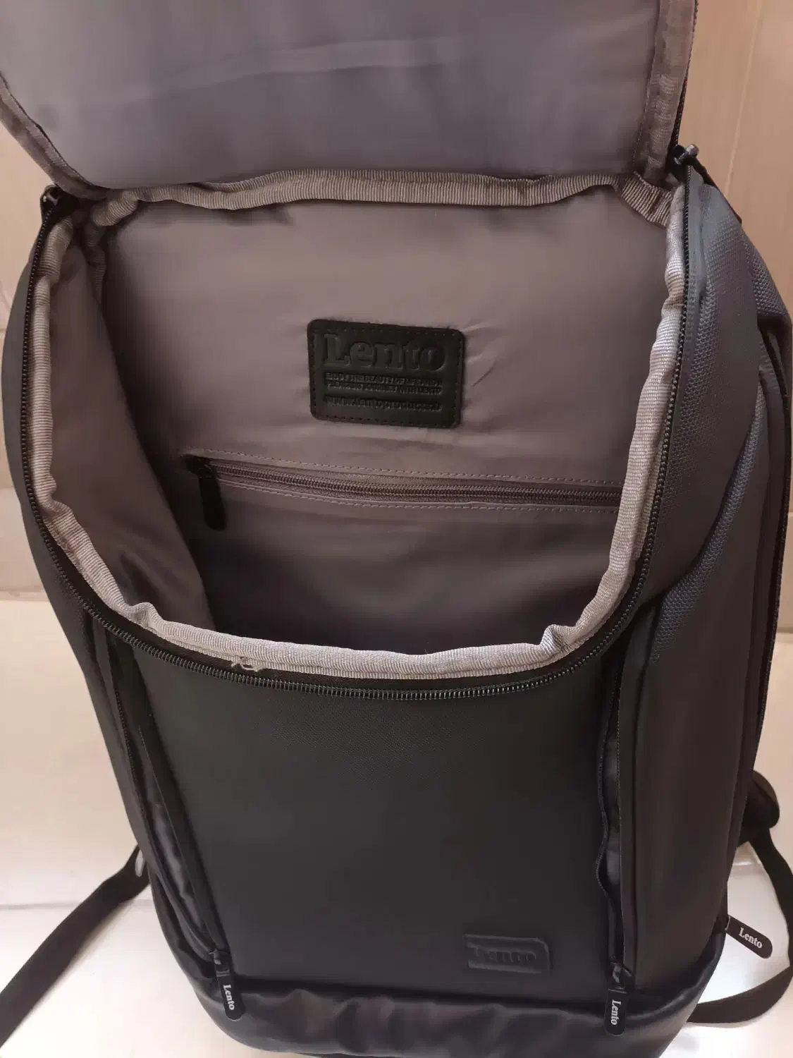 کوله پشتی (کیف) خارجی ضد آب خوشگل مارک لنتو Lento|کیف، کفش، کمربند|اصفهان, عباسآباد|دیوار